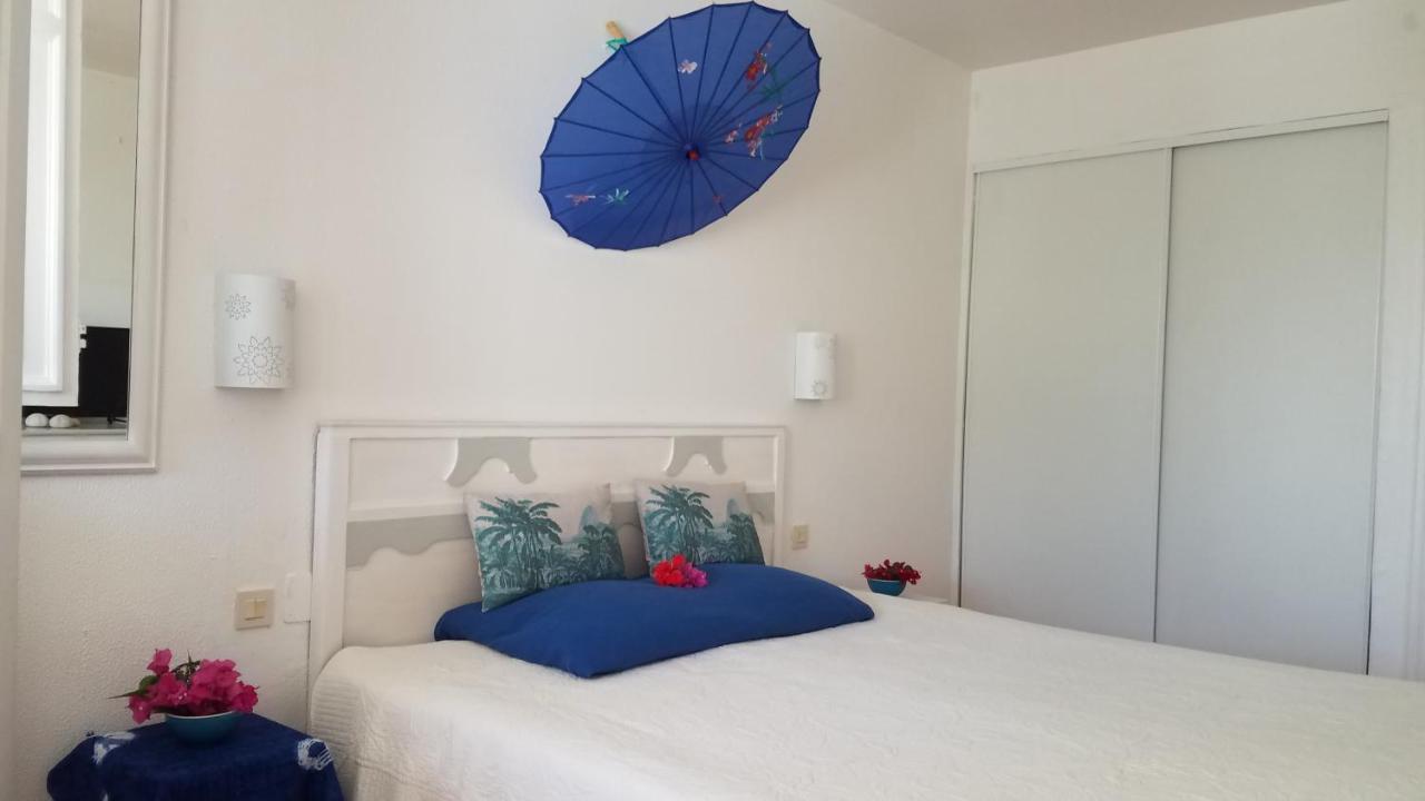 Appartement Rez-De-Chaussee De Villa A 1 Minute De La Plage Saint-Francois  Exterior foto